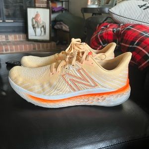 New balance Fresh foam tennis shoes- women’s size 11
